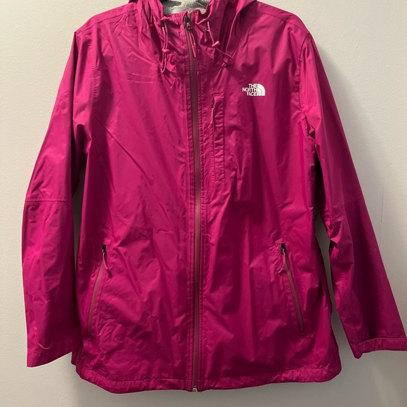 The North Face Kids' Pink Jacket - Picture 1 of 4
